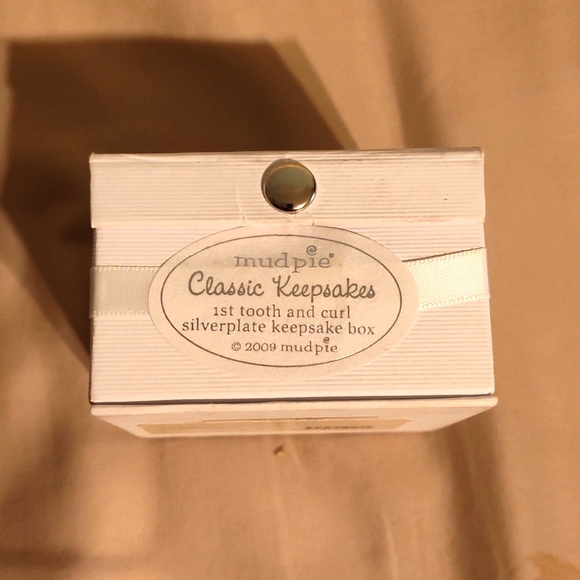 💲3 for $20💲Silverplate Classic Keepsake 1st Tooth & Curl Box - Picture 3 of 6